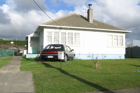 Photo of property in 35 Taylor Avenue, Feilding, 4702