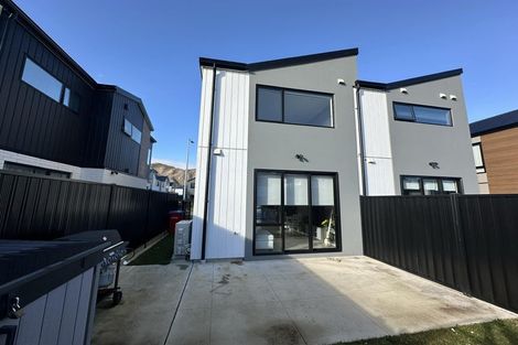Photo of property in 6 Castletown Street, Wallaceville, Upper Hutt, 5018