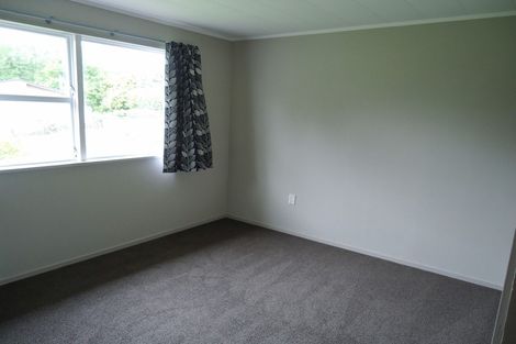 Photo of property in 6 Karaka Street, Inglewood, 4330