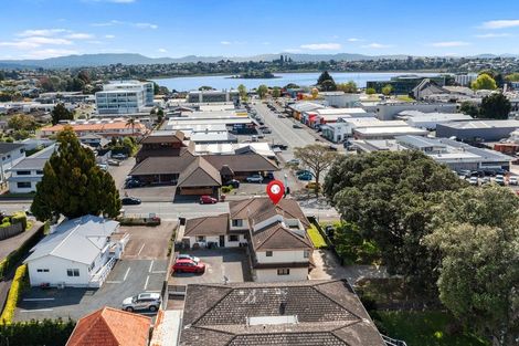 Photo of property in 2/182 Devonport Road, Tauranga, 3110