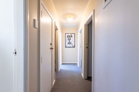 Photo of property in 10 Collett Street, Dannevirke, 4930