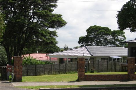 Photo of property in 1a Armagh Road, Blockhouse Bay, Auckland, 0600