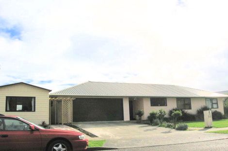 Photo of property in 32 Caroline Drive, Feilding, 4702