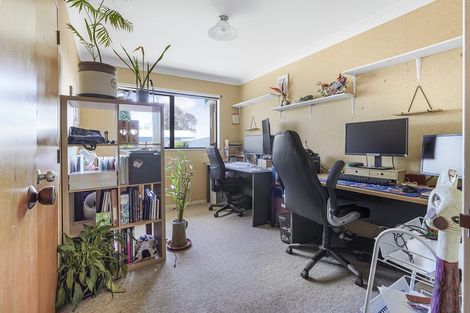 Photo of property in 27a Garland Drive, St Andrews, Hamilton, 3200