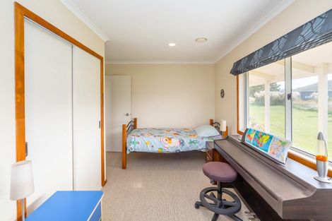 Photo of property in 17 Nunu Drive, Flat Point, Masterton, 5883