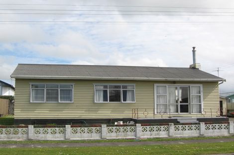 Photo of property in 153 Miranda Street, Stratford, 4332