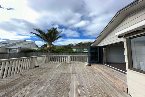 Photo of property in 4 Rotoma Rise, Clover Park, Auckland, 2019