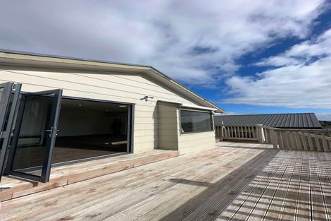 Photo of property in 4 Rotoma Rise, Clover Park, Auckland, 2019