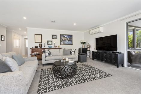 Photo of property in 10 Awhitu Road, Kerikeri, 0230