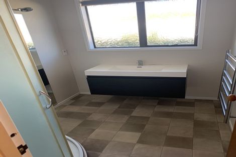 Photo of property in 46a Leighton Avenue, Waiwhetu, Lower Hutt, 5010