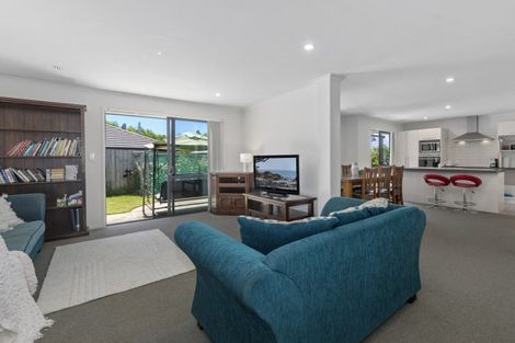 Photo of property in 54 Fairfax Crescent, Pyes Pa, Tauranga, 3112