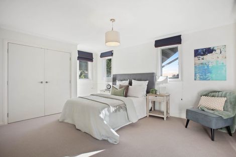 Photo of property in 150 Bleakhouse Road, Mellons Bay, Auckland, 2014