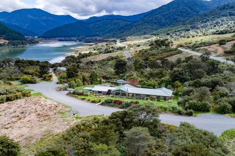 Photo of property in 12 Tai Close, Kaiuma Bay, Havelock, 7178