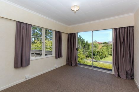 Photo of property in 280 Huatoki Street, Upper Vogeltown, New Plymouth, 4310