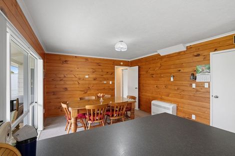 Photo of property in 16 Ryder Crescent, Levin, 5510