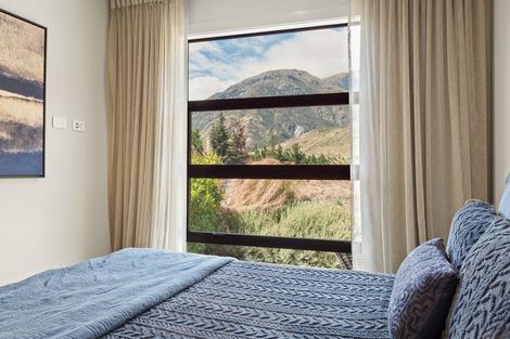 Photo of property in 23 Alps View Place, Lake Hayes, Queenstown, 9304