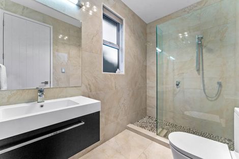 Photo of property in 463 Beach Road, Murrays Bay, Auckland, 0630