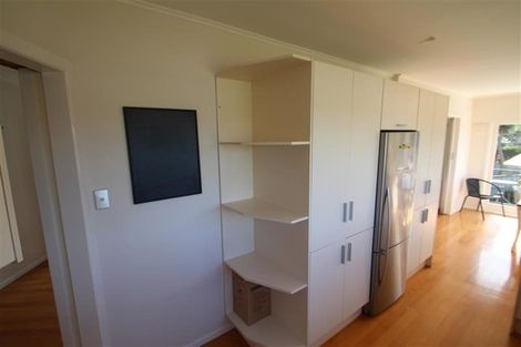 Photo of property in 78 Gladstone Road, Northcote, Auckland, 0627