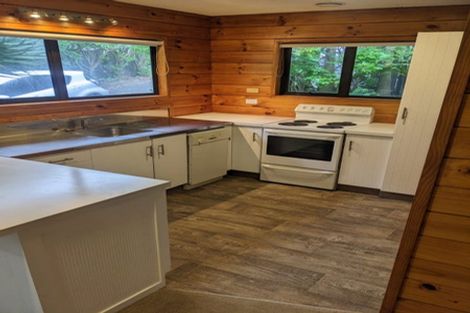 Photo of property in 2/32 Trinidad Road, Sunnynook, Auckland, 0620