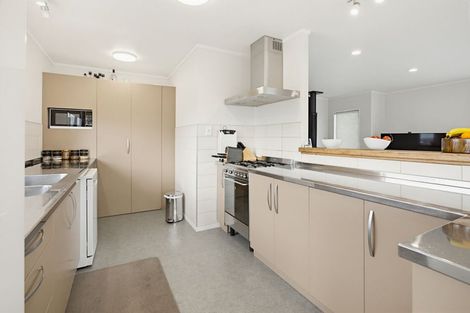 Photo of property in 18 Jacaranda Drive, Whitianga, 3510