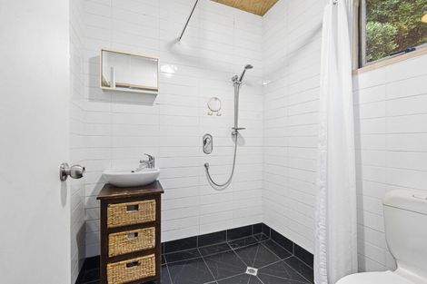 Photo of property in 186e Heta Road, Highlands Park, New Plymouth, 4312