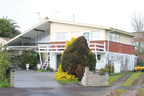 Photo of property in 2 Lewis Street, Glenview, Hamilton, 3206