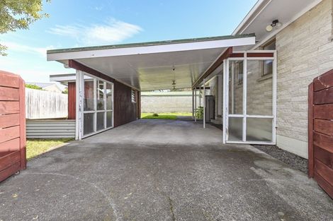 Photo of property in 1 Bale Place, Havelock North, 4130