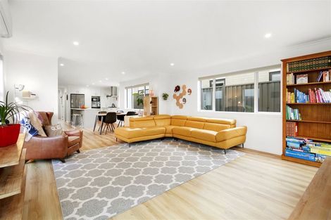 Photo of property in 7 Torea Place, Kenepuru, Porirua, 5022