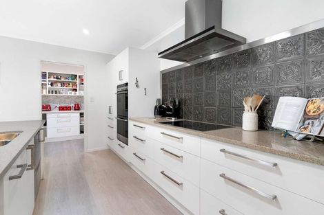 Photo of property in 2g Country Club Lane, Waiuku, 2123