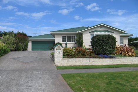 Photo of property in 35 Kakaho Drive, Tawhero, Whanganui, 4501