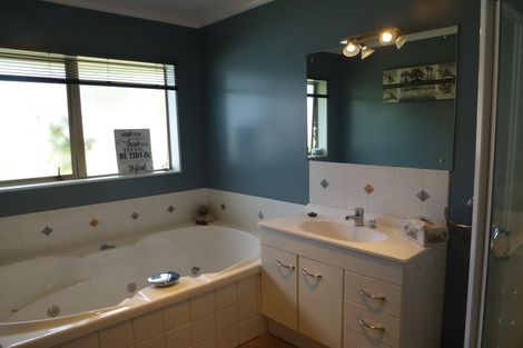 Photo of property in 8 Cedar Way, Morrinsville, 3300