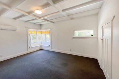 Photo of property in 296 Great North Road, Henderson, Auckland, 0612