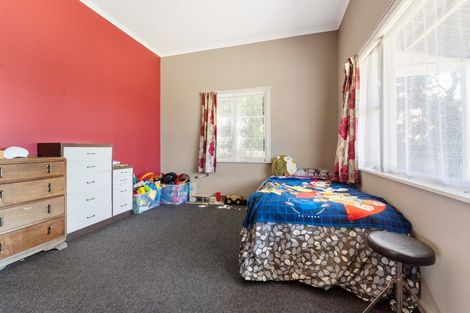 Photo of property in 79 Cracroft Street, Waitara, 4320