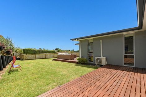 Photo of property in 12 Fleur Place, Te Puke, 3119