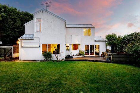 Photo of property in 6 Rosehill Road, Macandrew Bay, Dunedin, 9077