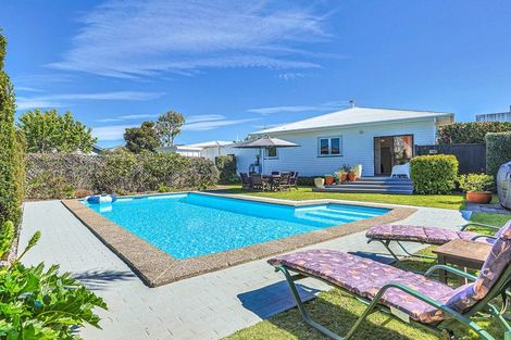 Photo of property in 1213 Ada Street, Parkvale, Hastings, 4122