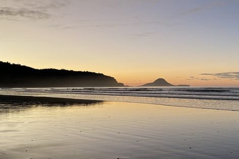 Photo of property in Beachpoint Apartments, 2/5 West End Road, Ohope, 3121