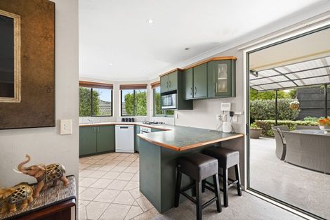 Photo of property in 3 Highgrove Drive, Grandview Heights, Hamilton, 3200