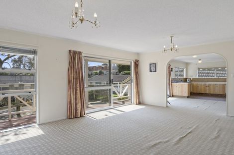 Photo of property in 33 Carrington Street, New Plymouth, 4310