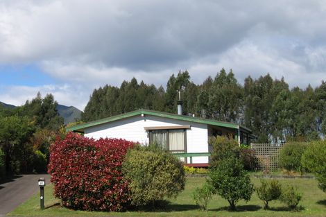 Photo of property in 98 Hinemoa Avenue, Taupo, 3330