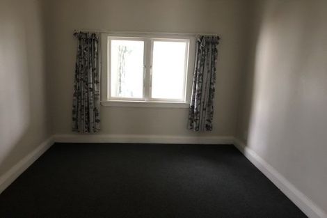 Photo of property in 54 Burns Avenue, Takaro, Palmerston North, 4412