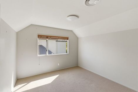 Photo of property in 2 Clissold Street, Merivale, Christchurch, 8014