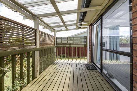 Photo of property in 2/3 Seaward Place, Wattle Downs, Auckland, 2103