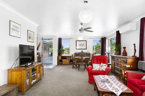 Photo of property in 5 Olive Close, Omokoroa, 3114