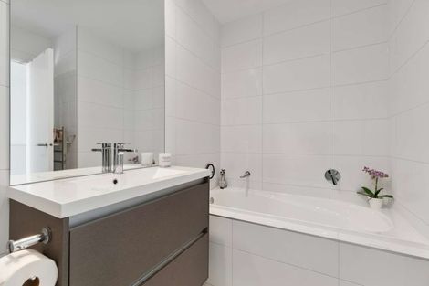 Photo of property in 9 Harlow Crescent, Glen Innes, Auckland, 1072