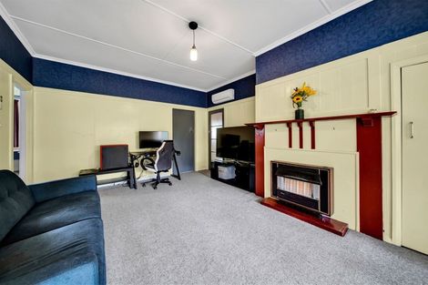 Photo of property in 63 Gladstone Street, Hawera, 4610