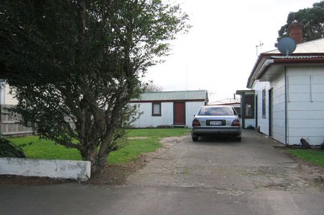 Photo of property in 331 Featherston Street, Palmerston North, 4414