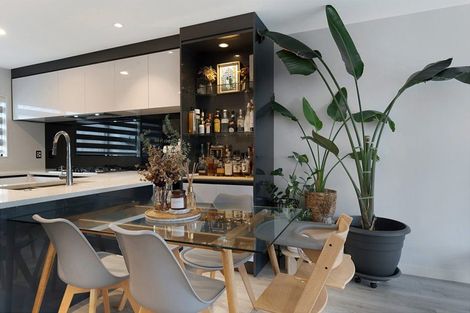 Photo of property in 6 Meritage Lane, Te Atatu South, Auckland, 0610