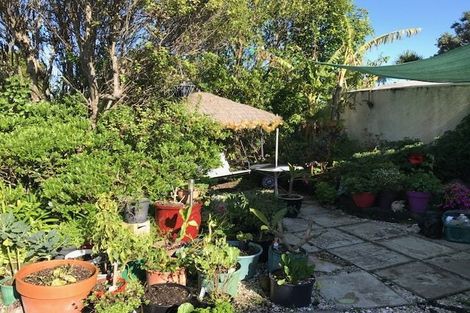 Photo of property in 1409 Whangaparaoa Road, Army Bay, Whangaparaoa, 0930