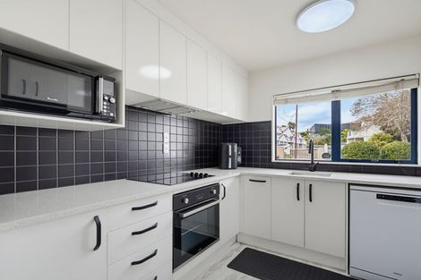 Photo of property in 373/71 Fernhill Way, Oteha, Auckland, 0632